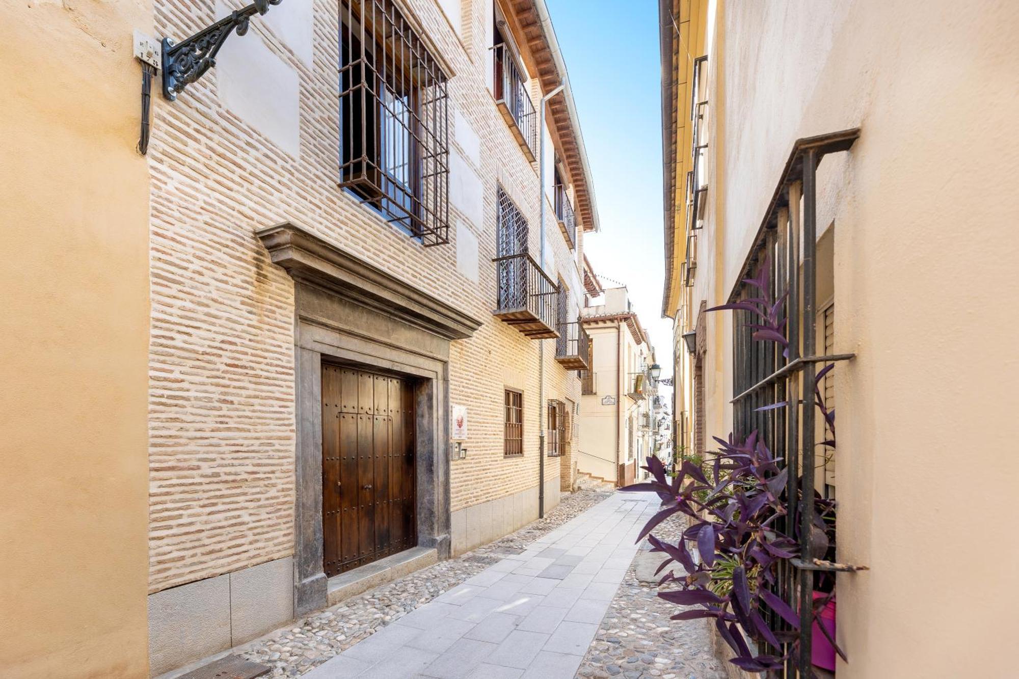 Apartamentos En Pleno Centro, Aljibe Rodrigo Del Campo 2C Гранада Экстерьер фото