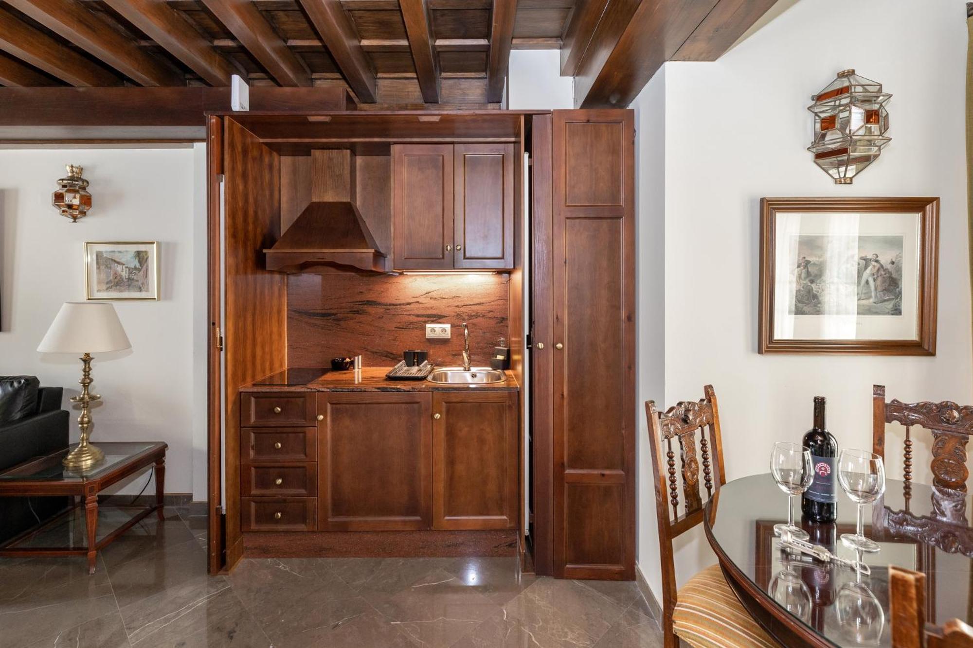 Apartamentos En Pleno Centro, Aljibe Rodrigo Del Campo 2C Гранада Экстерьер фото
